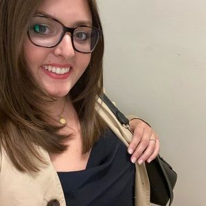 Meet your Posher, Abby